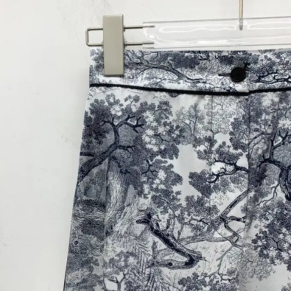 DIOR silk  navy pants in Toile de Jouy Sauvage motif SZ 4 - Picture 4 of 6